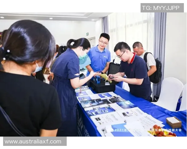 闵俊麟精彩破门助力重庆铜梁龙迎来胜利时刻 闵俊麟精彩破门助力重庆铜梁龙迎来胜利时刻