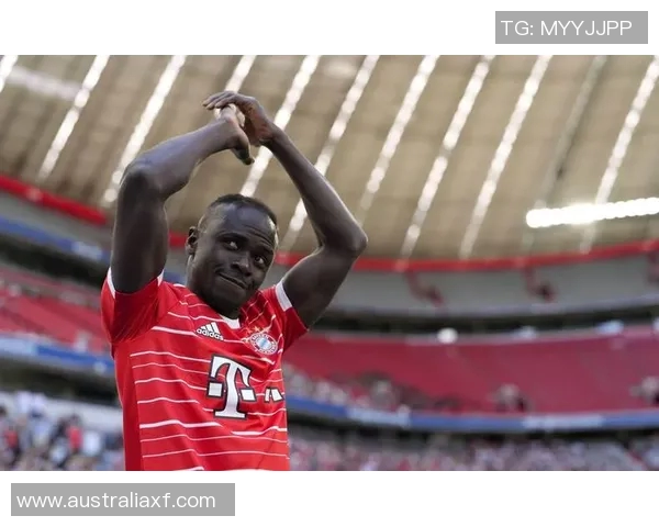 本菲卡斯耶尔德鲁普的崛起与挑战：探索足球世界的新星之路